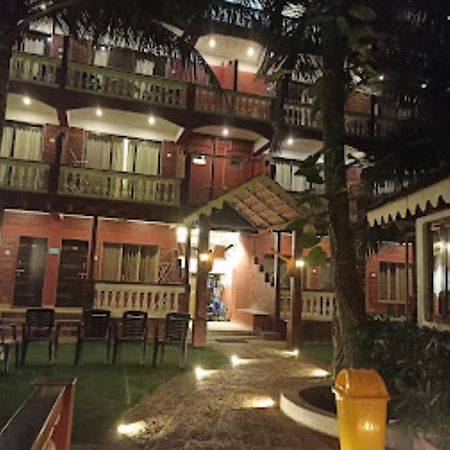 Blue Sea Beach Resort Mālvan 外观 照片
