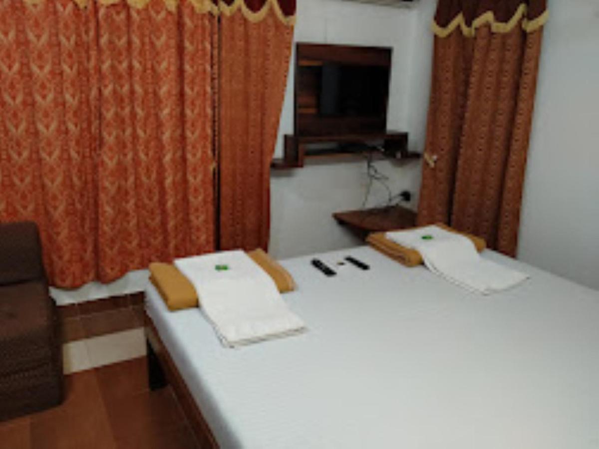 Blue Sea Beach Resort Mālvan 外观 照片