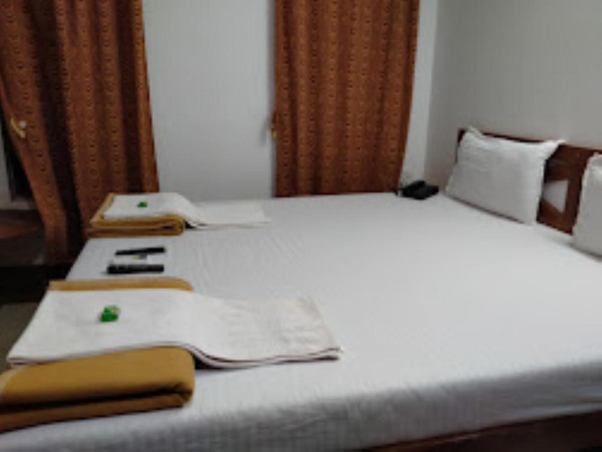 Blue Sea Beach Resort Mālvan 外观 照片
