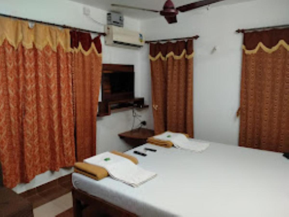 Blue Sea Beach Resort Mālvan 外观 照片